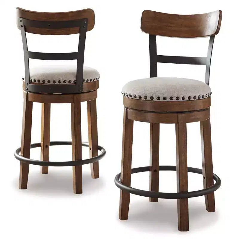 Tabouret de bar pivotant rembourré Valebeck, hauteur comptoir – 61 cm