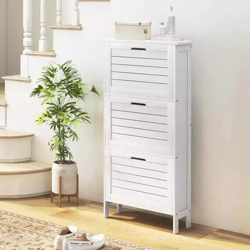 Meuble à chaussures étroit avec 3 tiroirs basculants et portes persiennes - Blanc